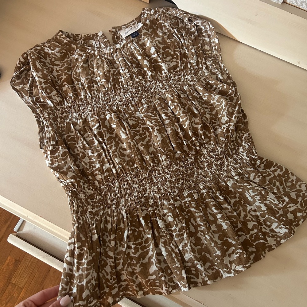 Universal Threads Blouse Top